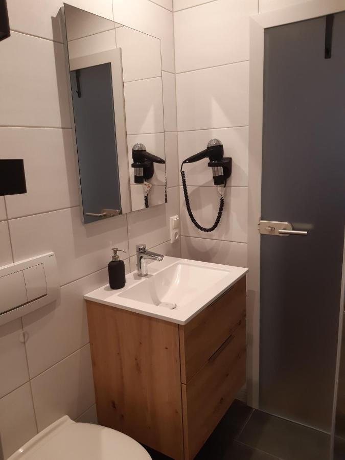 Weingut Engelhardt Apartment Rottingen ภายนอก รูปภาพ
